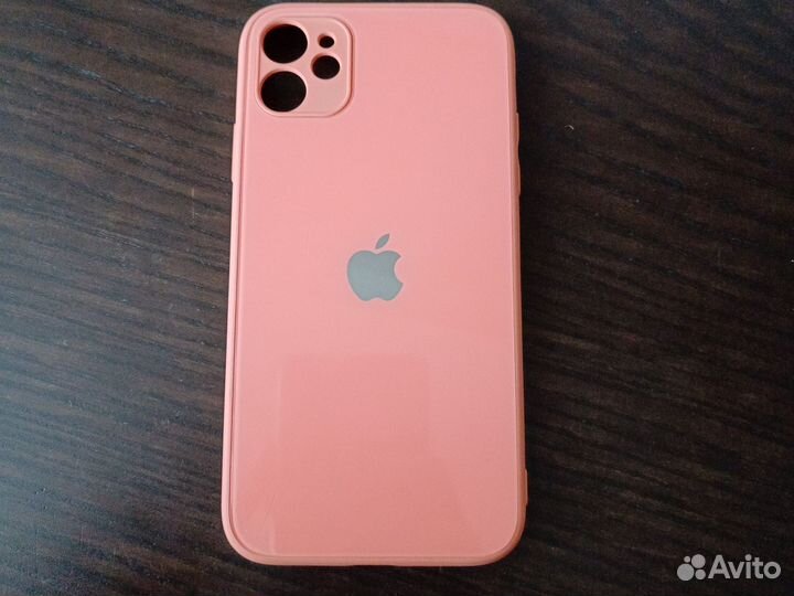 Чехол на iPhone 11