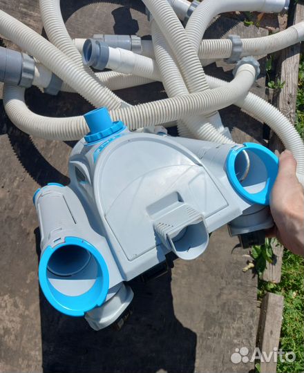 Автоматический пылесос для бассейна Intex Auto