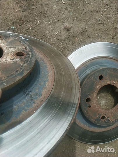 Задний тормозной диск mitsubishi outlander 3