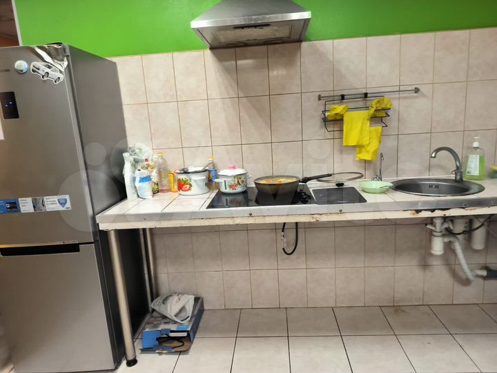 Комната 13 м², 1/4 эт.