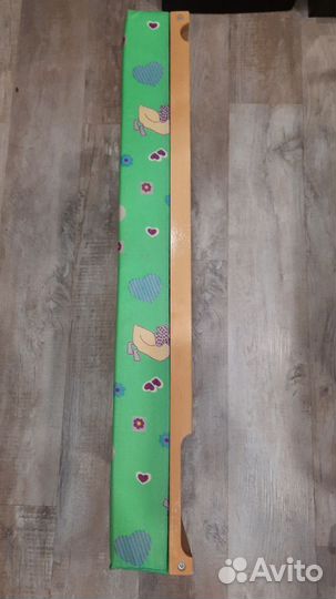 Пеленальная доска на кроватку