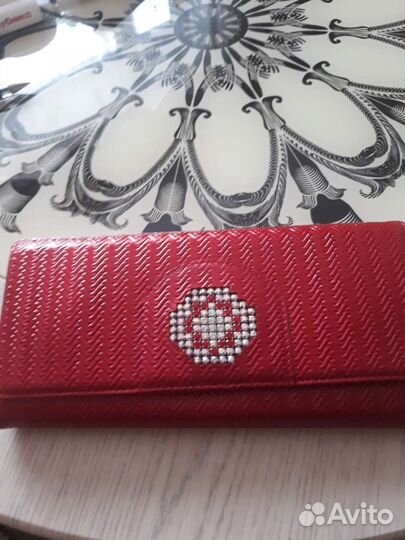 Кошелек кожаный новый, косметички