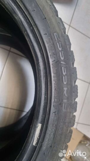 Nokian Tyres Hakkapeliitta 8 255/35 R19