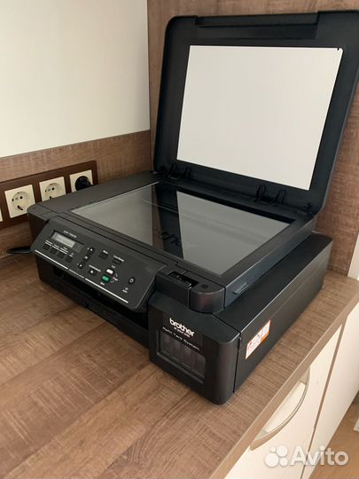 Brother DCP-T520W цветное струйное мфу с снпч