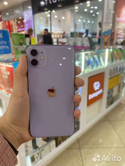 iPhone 11, 64 ГБ