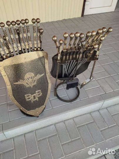 Подарок на день вдв подставка для шампуров