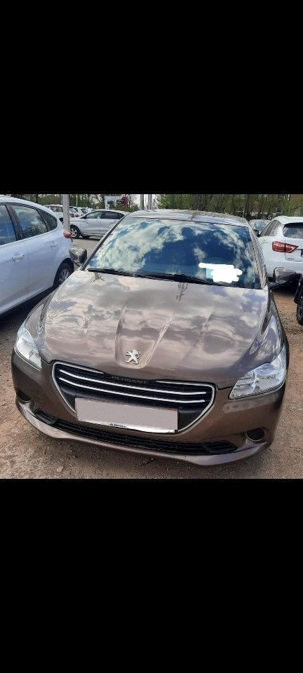 Peugeot 301