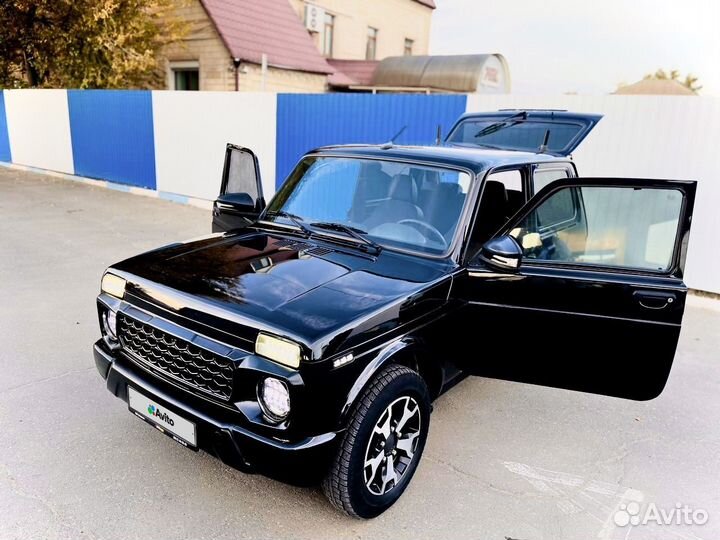 LADA 4x4 (Нива) 1.7 МТ, 2020, 90 000 км