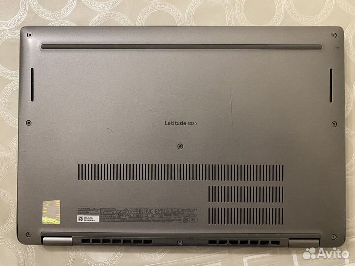 Ноутбук Dell latitude 5320