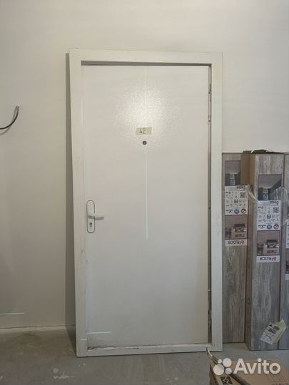 Дверь металлическая