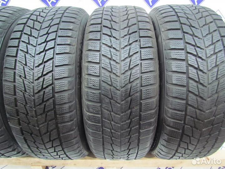 Bridgestone Blizzak LM-22 205/55 R16 97P