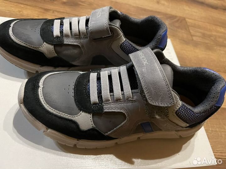 Кроссовки geox