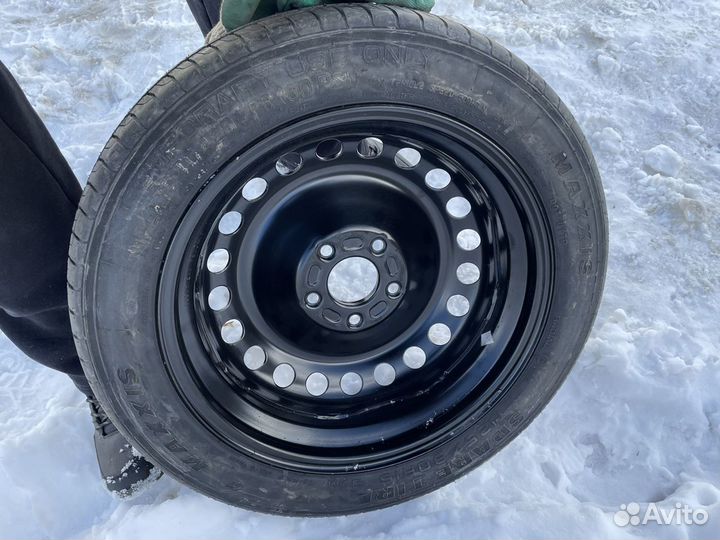 R16 Pirelli Chrono 125/90, PCD 5x108 DIA 63.3