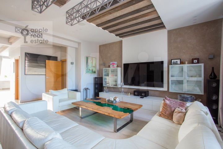 6-к. квартира, 200 м², 5/5 эт.