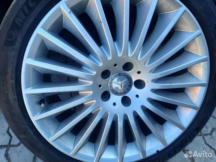 Передние и задние диски R19 на Мерседес 222