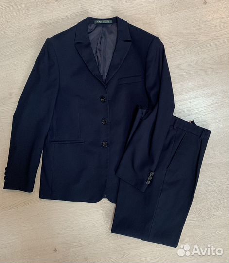 Школьный костюм Van Cliff