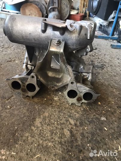 Впускной коллектор (ресирвер) 8 кл