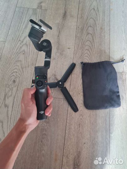 Стабилизатор для смартфона DJI Osmo Mobile 6