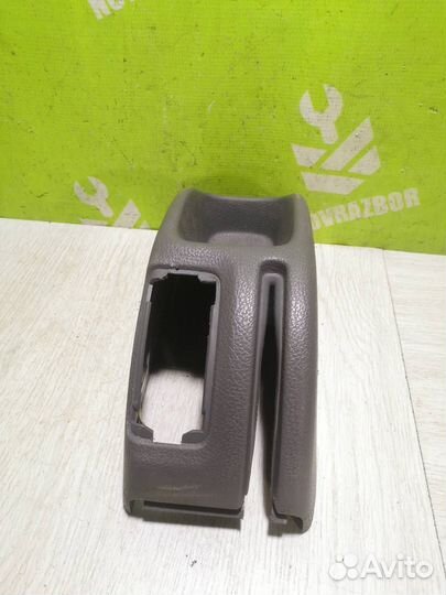 Консоль Пежо 206