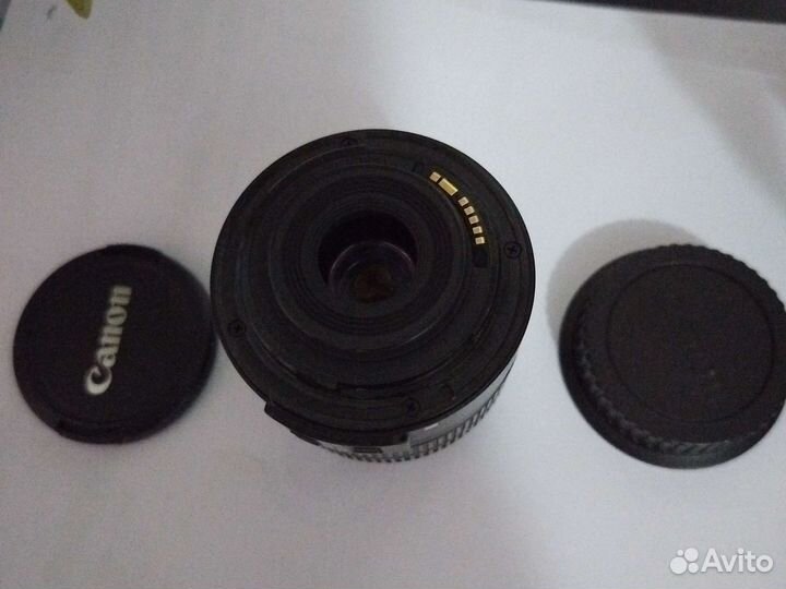 Объектив Canon EF-S 18-55