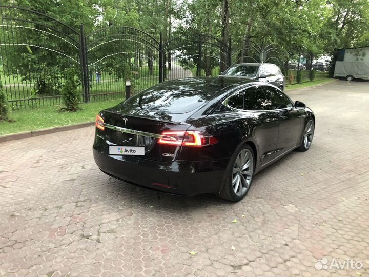 Tesla Model S AT, 2016, 28 800 км