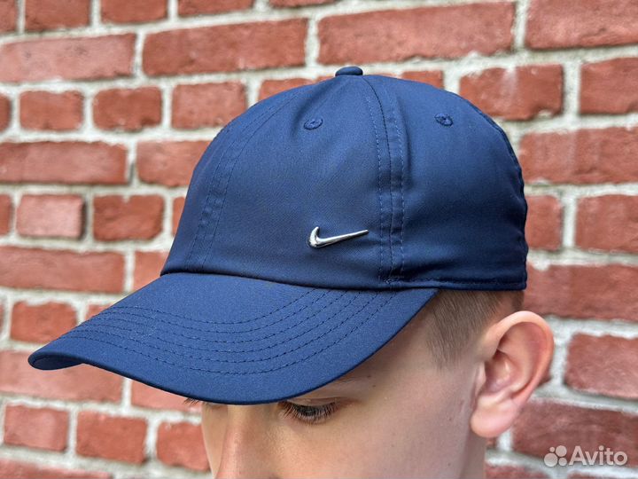 Кепка Nike Swoosh Metal Logo Cap оригинал