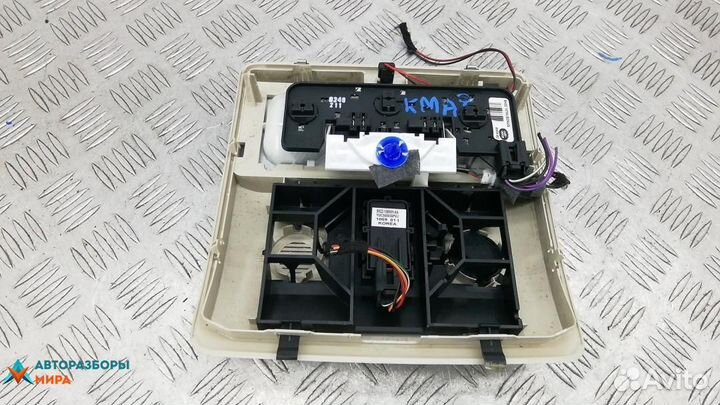 Фонарь салона (плафон) Land Rover рест