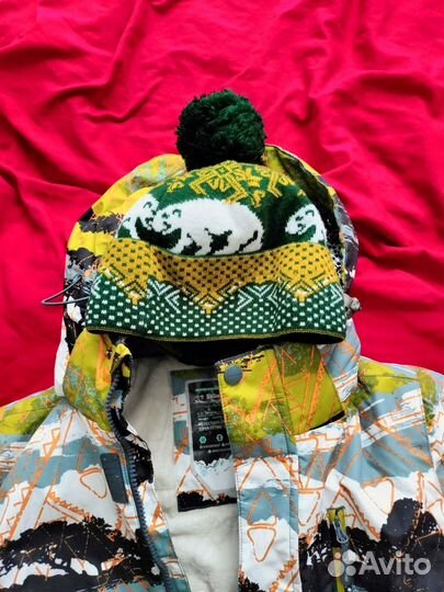 Зимняя куртка 140