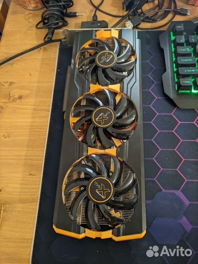 Видеокарта Radeon Sapphire R9 290 4gb Tri-X