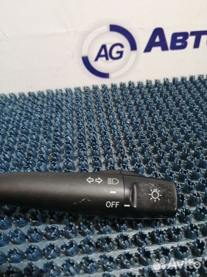 Переключатель света Toyota Avensis