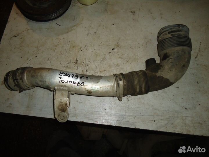 Патрубок интеркулера правый 4.2 tdi