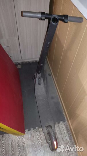 Электросамокат ninebot kickscooter es2