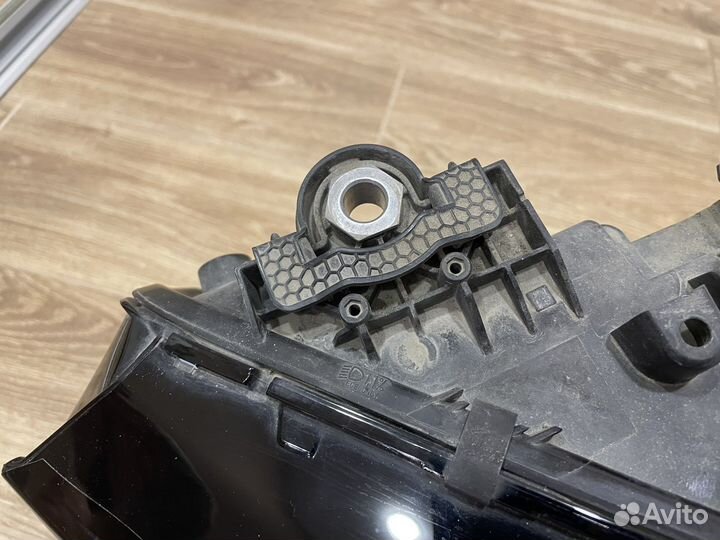 Левая фара BMW X5 G05