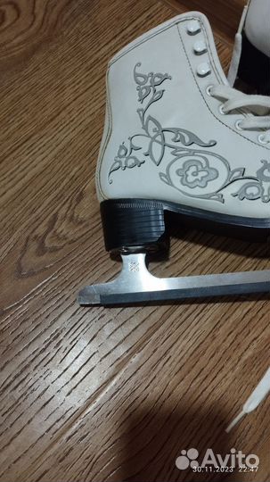 Коньки фигурные