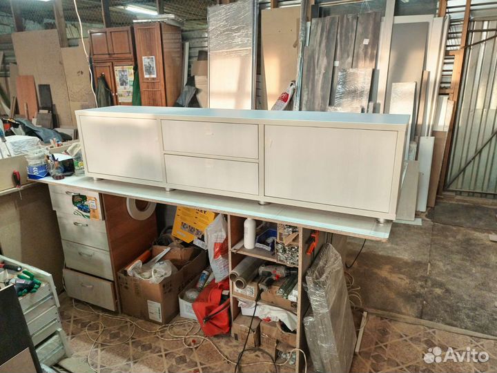 Тумба под телевизор