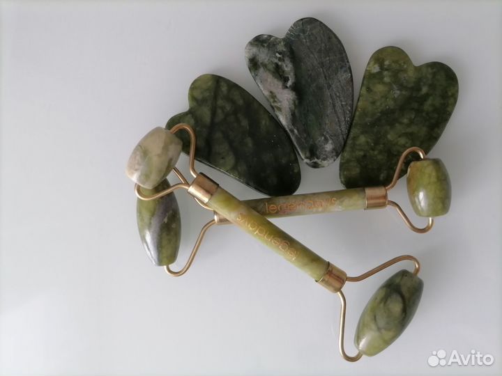 Массажер для лица Гуаша из натурального нефрита