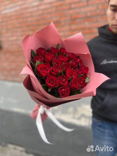 Цветы на мероприятие. Розы с доставкой. 25 роз