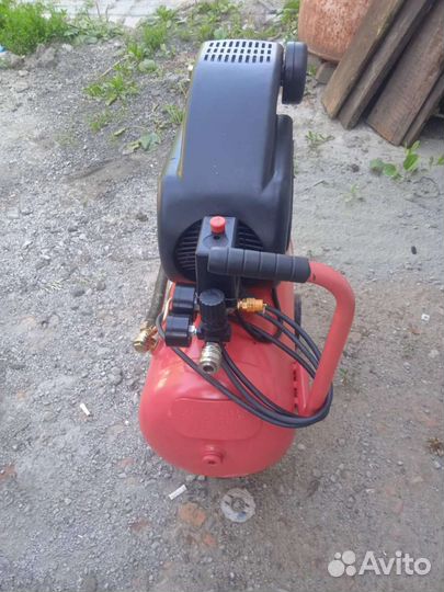 Воздушный компрессор