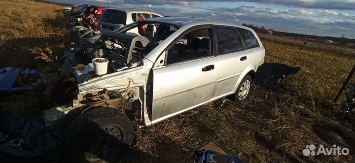 Шевроле Лачетти 1.6 109л.с универсал