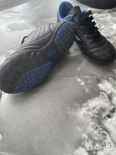 Футбольные бутсы