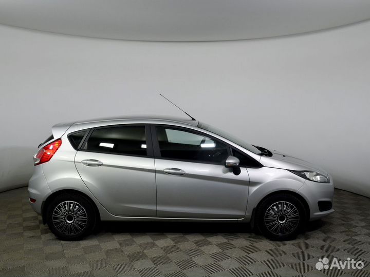 Ford Fiesta 1.6 AMT, 2015, 80 000 км