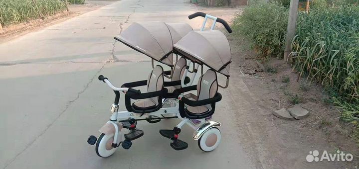 Велосипед для тройняшек