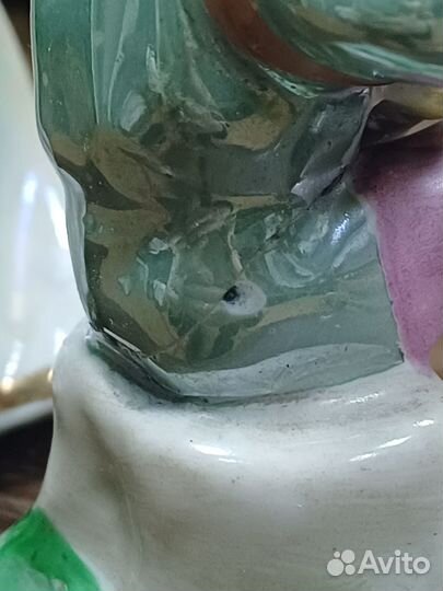 Гармонист и плясуньи фарфор Дулево