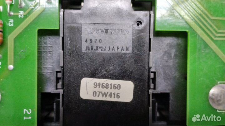 Плафон салонный передний Volvo Xc90