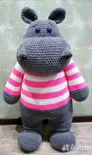 Большой плюшевый бегемот, вязаные игрушки, пледы