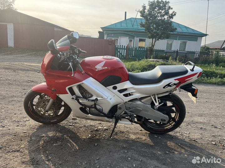 Xonda CBR 600 F