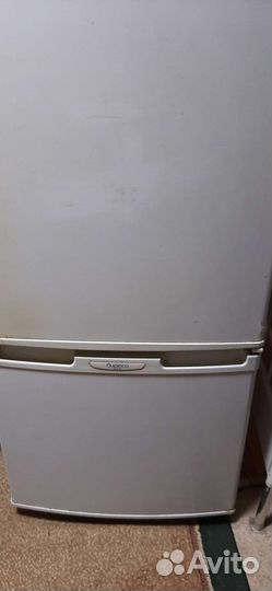 Холодильник бубирюса на запчасти рабочий