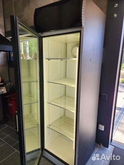 Холодильник витрина бу
