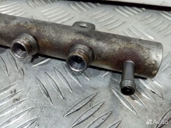 Б/У Рейка топливная (рампа) VW Crafter#003