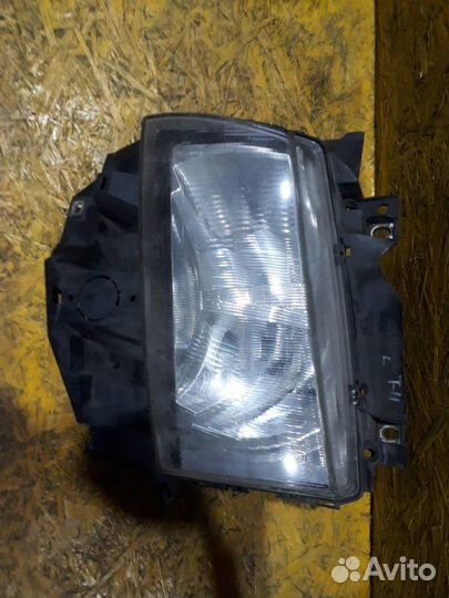 Фара левая Volkswagen Transporter T4 1.9 2002